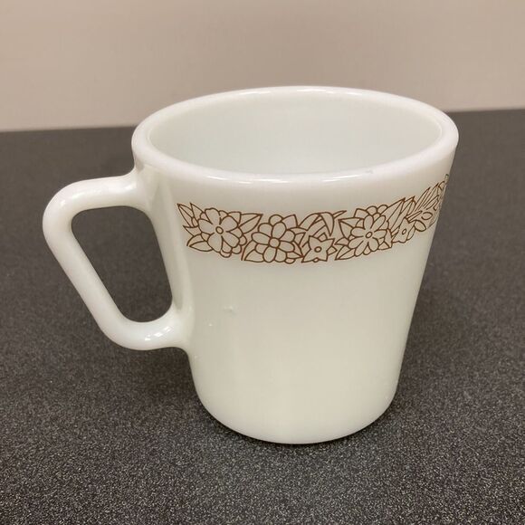 Pyrex Woodland 1410 Milk Glass D Handle Replacement Coffee Cup - Picture 3 of 10